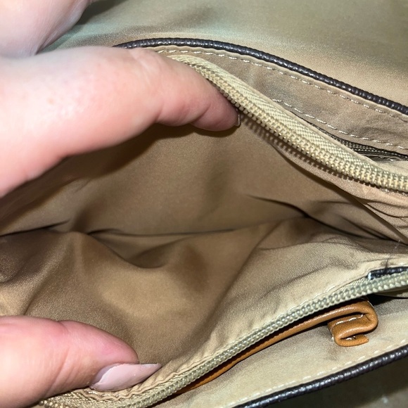 Giani Bernini Block Signature Crossbody Organizer - Picture 9 of 9